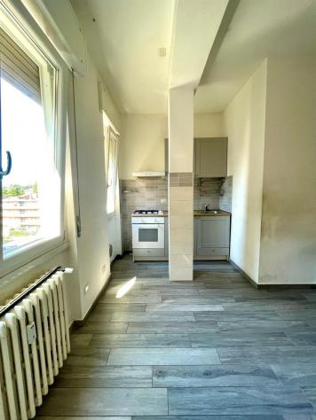 Bilocale panoramico completamente ristrutturato, subito disponibile + cantina e balconata - Foto 9