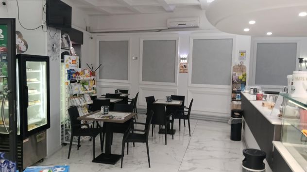 CEDESI ATTIVITA' ☕ Hai sempre sognato di gestire un bar tutto tuo? - Foto 10