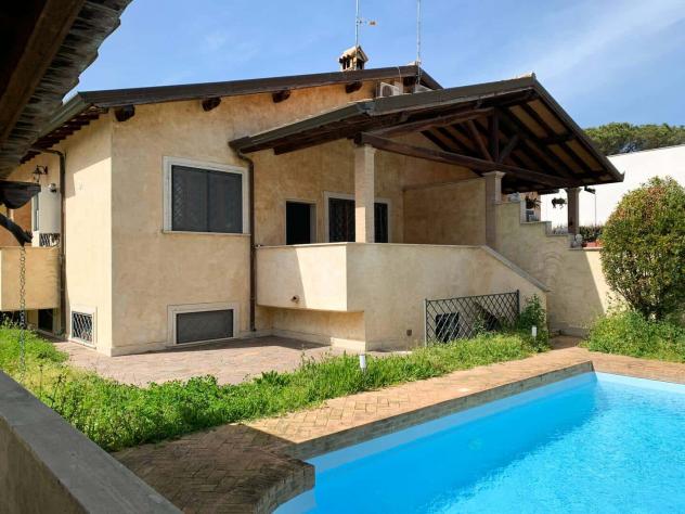 Villa con piscina Via Bustini 7 posti letto (2 letti aggiuntivi su richiesta)- Infernetto - Foto 2