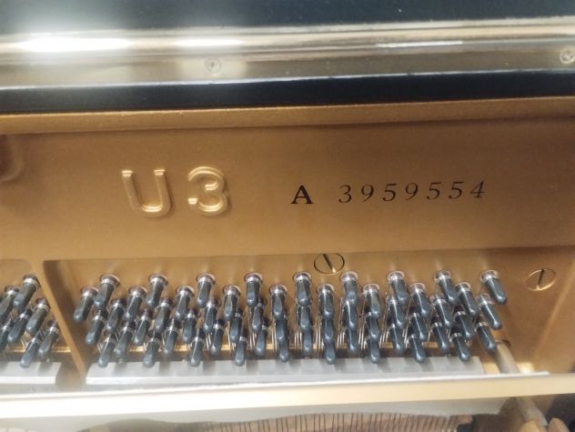 Pianoforte Yamaha U3 A seminuovo con trasporto e panca inclusi - Foto 3