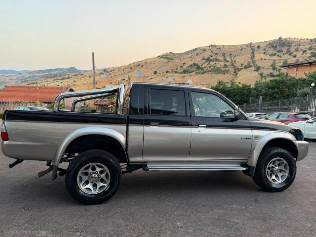 MITSUBISHI L200 2.5 TDI 4WD DC Pick-up GLS - Foto 3