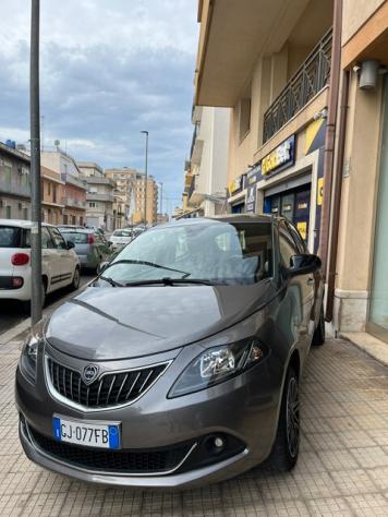 Lancia Ypsilon 1.0 FireFly 5 porte S&S Hybrid Gold - Foto 3
