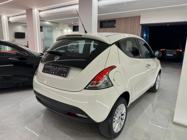 LANCIA Ypsilon 0.9 TwinAir 85 CV 5 porte Metano Ecochic Gold rif. 21921352 - Foto 4