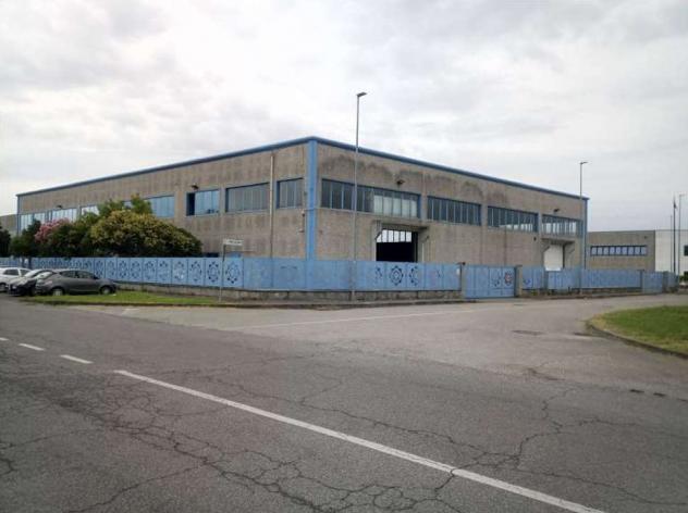 195/2023 U BS - porzione di capannone con corte esclusiva in asta a Leno