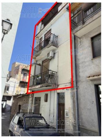 IMMOBILI-IMMOBILE RESIDENZIALE-VIA SCUDERIA 5