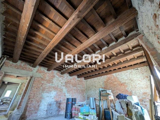 SPLENDIDO CASALE CON CARATTERE PRETTAMENTE COLONICO IN POSIZIONE PRESTIGIOSA - Foto 17