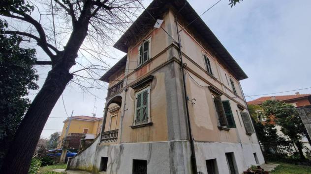 Prestigiosa villa storica in zona ospedale ? fano
questa splendida villa d'epoca, situata a fano in una posizione privilegiata tra via cesare rossi e - Foto 20