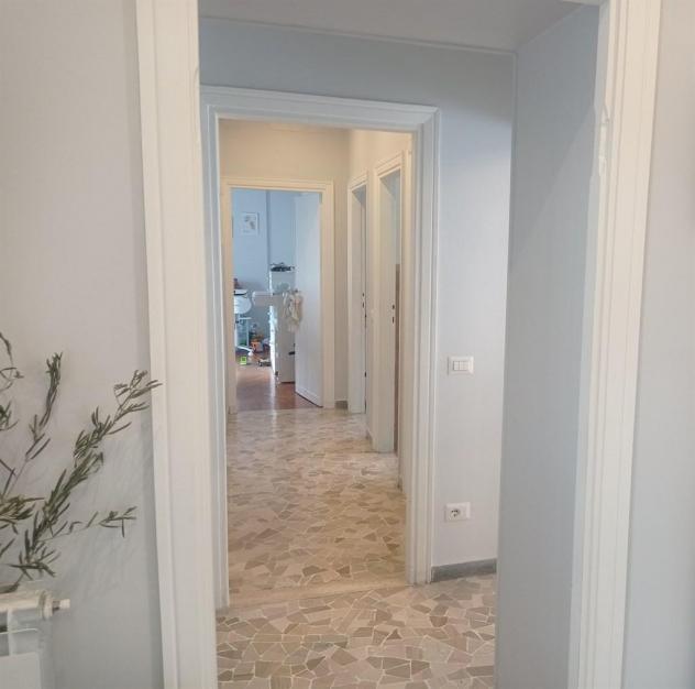 QUADRILOCALE - LOCATO FINO AL 30/09/2027 - USO INVESTIMENTO - Foto 6