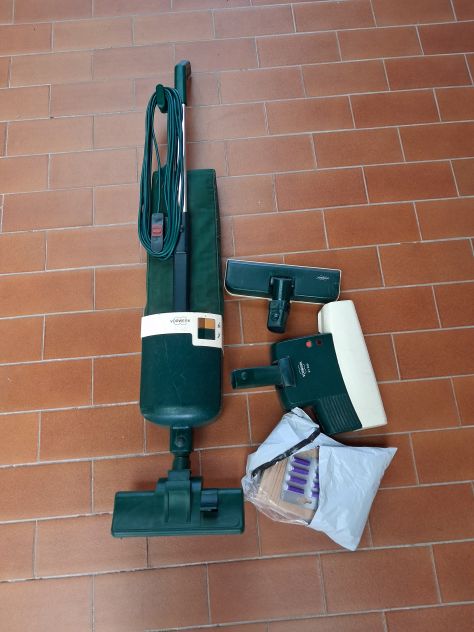 Aspirapolvere VK 120 con battitappeto ET 340