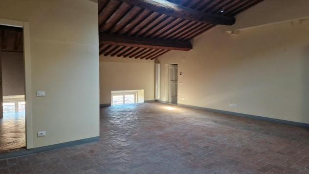 Appartamento in affitto a Lucca 100 mq Rif: 1448933