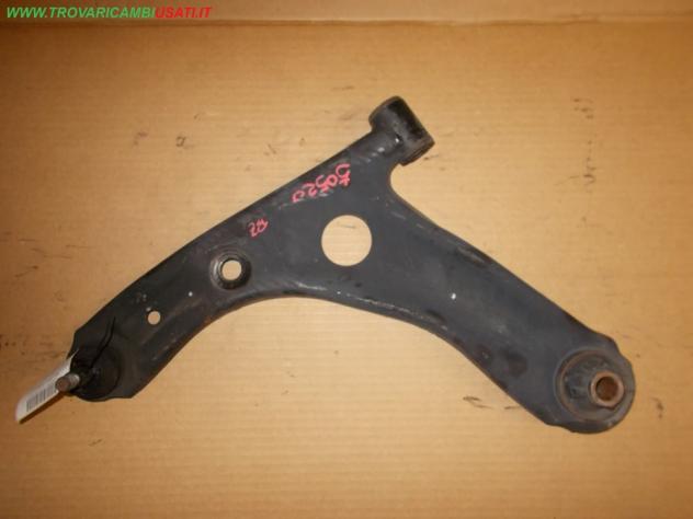 BRACCIO OSCILLANTE S.SOSP.ANT TOYOTA AYGO (KGB10)  Meccanica  Assale  Tiranteria  Braccio oscillante ant. s TOYOTA - AYGO - 01-07-2005 - 01-06-2014