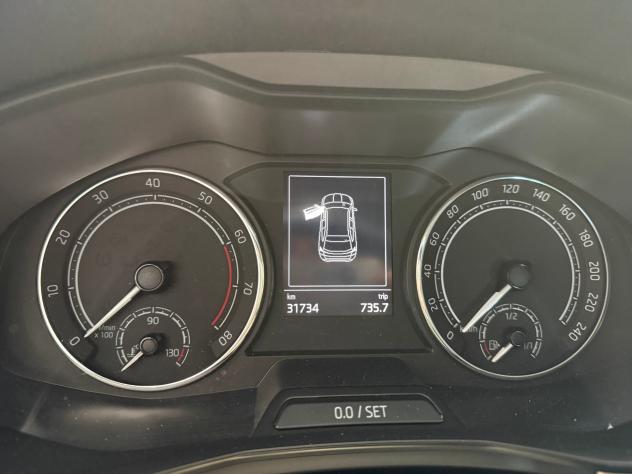 Skoda Kamiq 1.0 tsi Black Dots 110cv - Foto 7
