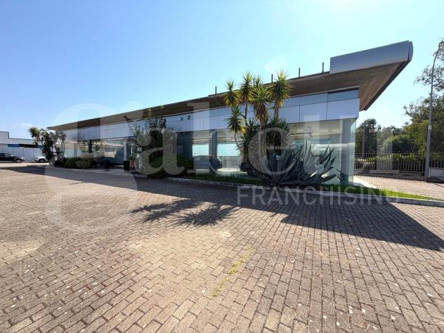 Capannone Industriale - Latina . Rif.: Cod. rif 3335930ACG