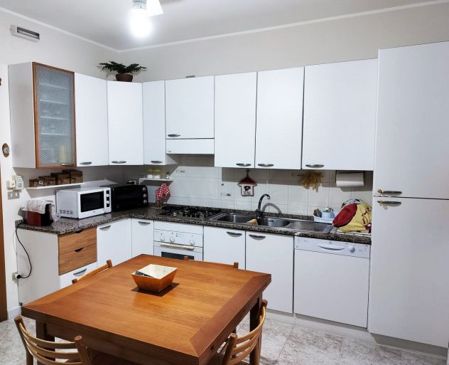 🏡 VENDESI ARREDAMENTO COMPLETO IN STILE CLASSICO ITALIANO – VENOSA (PZ)