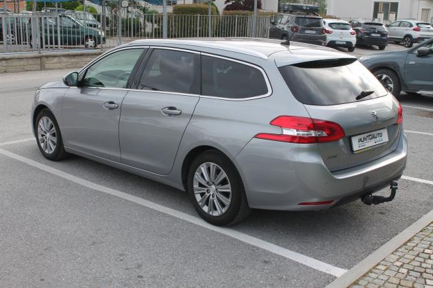 Peugeot 308 Allure Pack BlueHDi 130 S&S - Foto 6