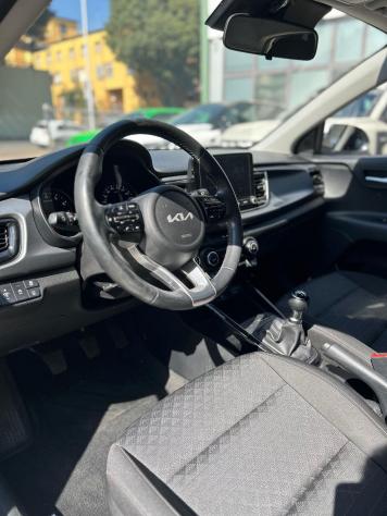 Kia Rio 1.2 DPI STYLE - Foto 10