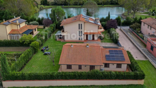 Villa in vendita a Cascina 320 mq Rif: 1351948