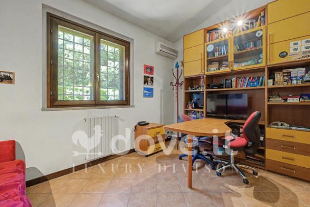 Villa di 350 m² con più di 5 locali e box auto doppio in vendita a Roma - Foto 18