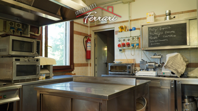 RIF 320 Struttura commerciale con ristorante in vendita a Zocca - Foto 9
