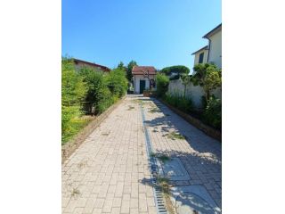Viareggina in affitto a Pettori - Cascina 40 mq  Rif: 1338145