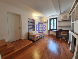 Bilocale comodo stile vecchia milano