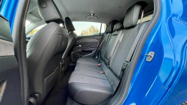 PEUGEOT 308 1.5 BLUEHDI ALLURE PACK 131CV - FULL LED, VIRTUAL COCKPIT, NEOPATENTATI - Foto 10