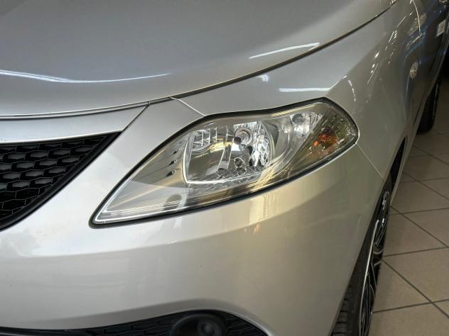 Lancia Ypsilon 3ª serie 1.2 69 CV 5 porte S&S Gold - Foto 10