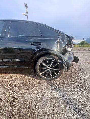 AUDI Q4 SPORTBACK 50 E-TRON QUATTRO S LINE 2023 INCIDENTATA - Foto 3