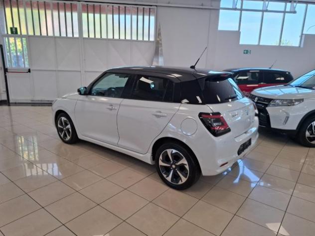 SUZUKI Swift 1.2 Hybrid Top EXTRA PROMO+INCENTIVO 2026 rif. 23990186 - Foto 3