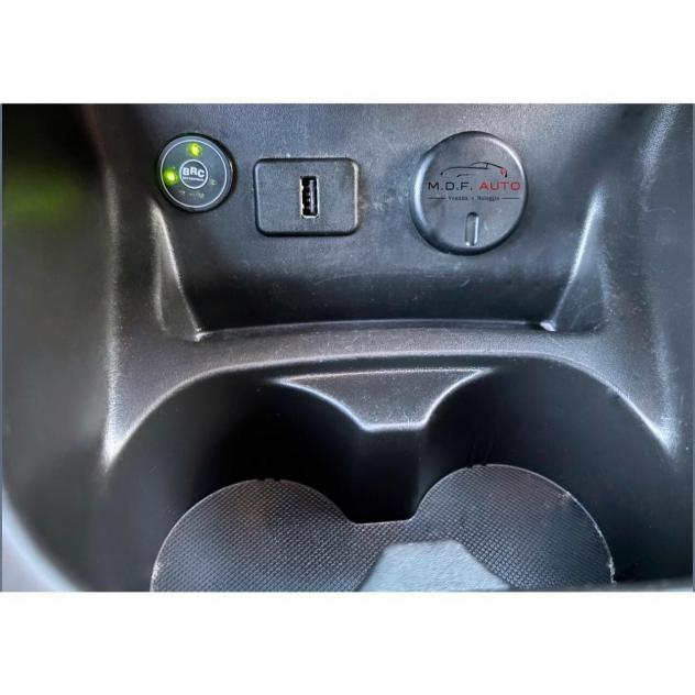 Opel Corsa Benzina GPL - Foto 9