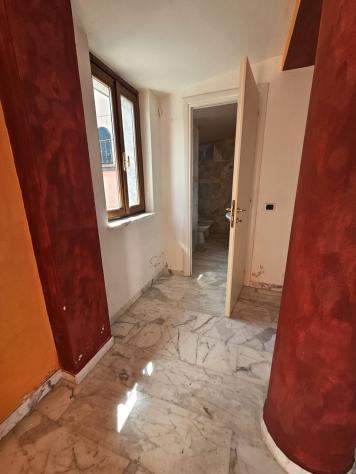 Porzione di casa in vendita a Sarzana - Foto 5