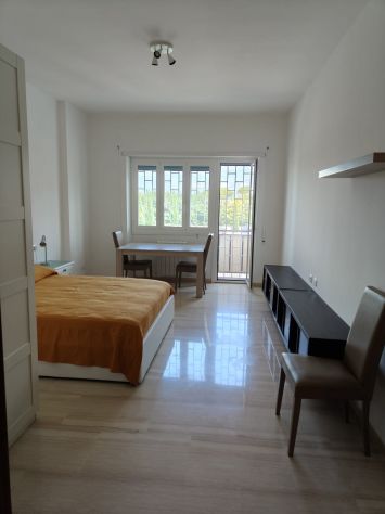 AFFITTASI CAMERE SINGOLE A STUDENTESSE E/O LAVORATRICI ZONA GEMELLI / CRISTO RE - Foto 4