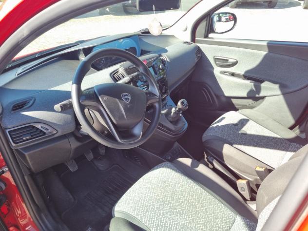 Lancia Ypsilon 1.0 FireFly 70cv S&S Hybrid SILVER - Foto 6