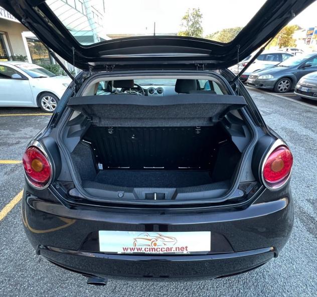 Alfa Romeo MiTo 1.3 JTDm-2 95 CV S&S Distinctive Sport Pack - Foto 8