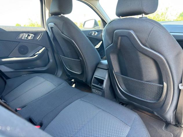 BMW Serie 1 NEOP. COCKPIT - VOLANTE M - 1.5 Benzina 136cv - Foto 10