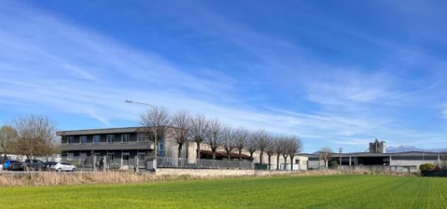 Immobile di 3300 m² con 5 locali in affitto a Torbole Casaglia - Foto 8