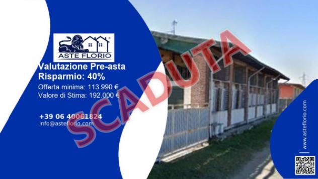 Immobile in asta di 170 m² con più di 5 locali in vendita a Trecate