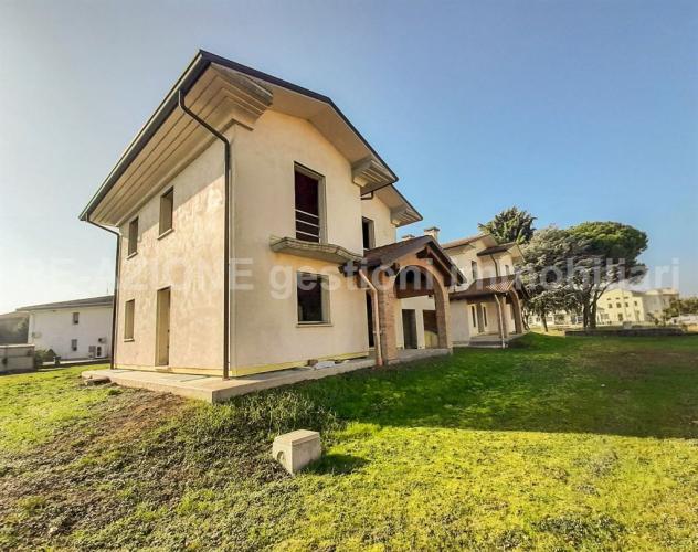 CAMISANO: Villa Bifamiliare con giardino esclusivo al grezzo avanzato - Foto 5