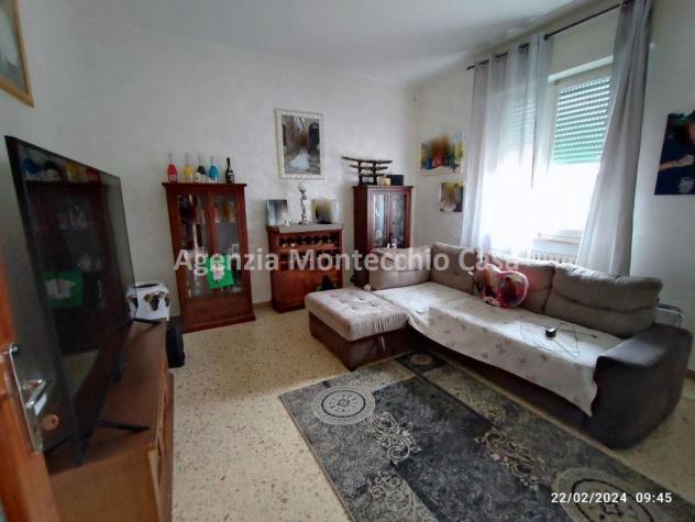 Casa singola con due appartamenti più mansarda e ampio scoperto esclusivo. - Foto 7
