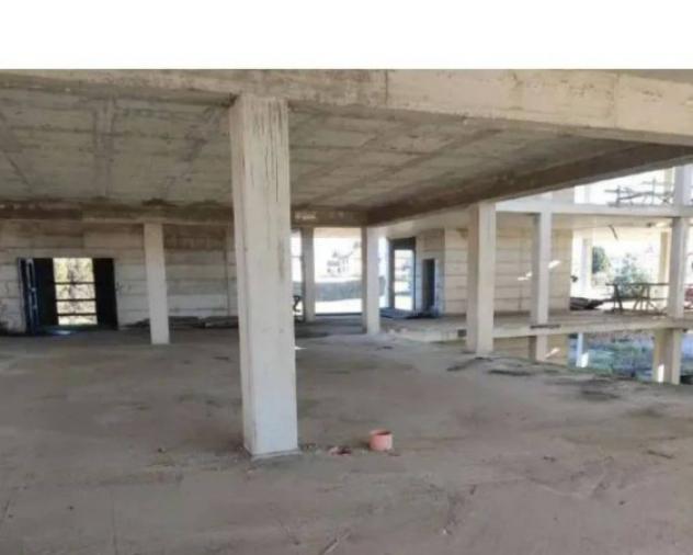 Immobile in asta di 2352 m² in vendita a Mozzate - Foto 4