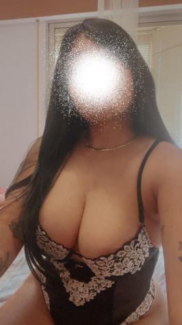 VALERIA MASSAGGIATRICE ESPERTA PER MOMENTI CALDI Tel:3509672234