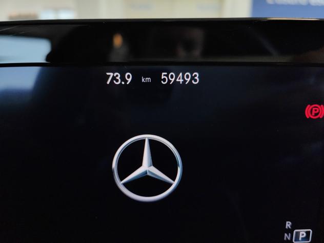 Mercedes-Benz GLB 220 d 4Matic Sport Auto Fari LED Navi Cerchi 19” - Foto 10