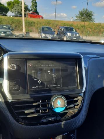 Peugeot 2008 PureTech 82 Allure - Foto 6