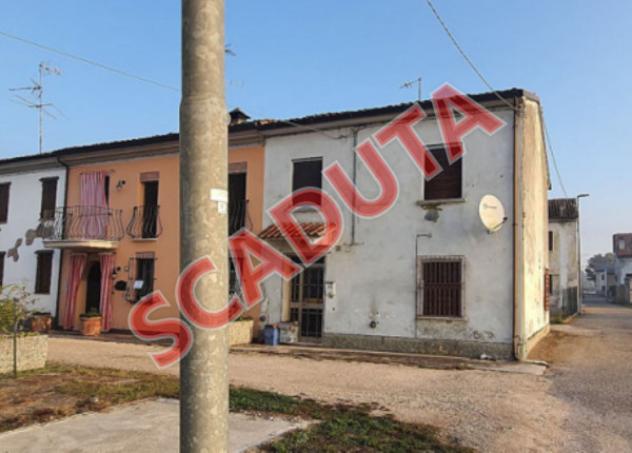 Immobile in asta di 111 m² in vendita a Dosolo