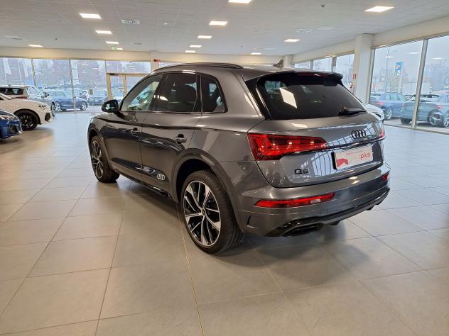 Audi Q5 Q5 40 TDI 204 CV quattro S tronic Identity Black - Foto 4
