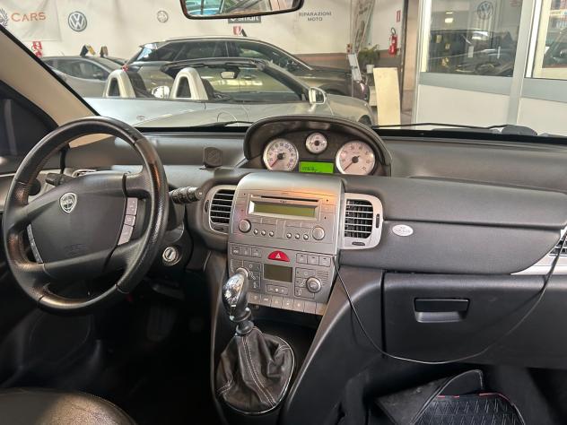 Lancia Ypsilon 1.2 Platino - Foto 8
