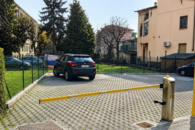 Posto auto - moto Viale Piacenza