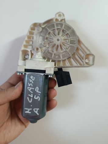 Motorino alzavetro anteriore sx Mercedes classe A W169 Cod: A1698204342 - Foto 4