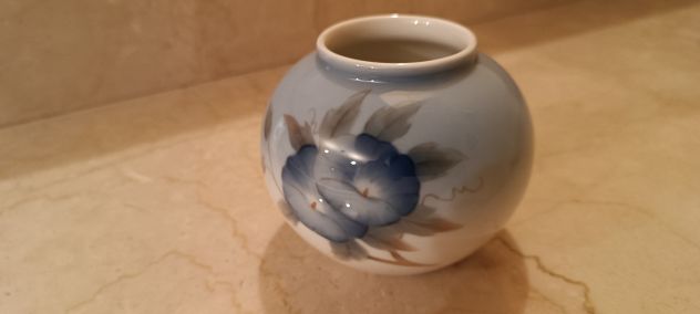 Vaso Royal Copenhagen in ceramica ed. millesimata