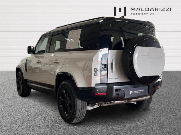 Land Rover Defender VII 2025 110 110 3.0d mhev X-Dynamic SE awd 200cv auto - Foto 4